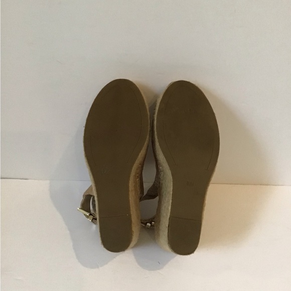 Kenneth Cole metallic peep toe platform, size 8.5 - Picture 8 of 9